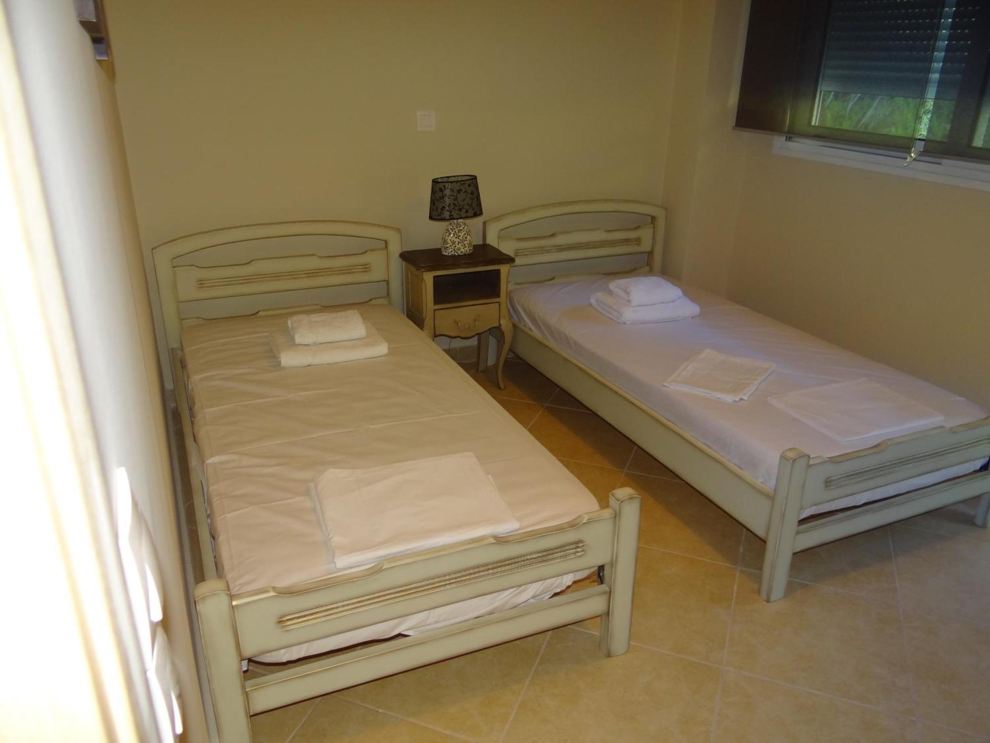 Aperanto House Paralia Loutsas Kamer foto